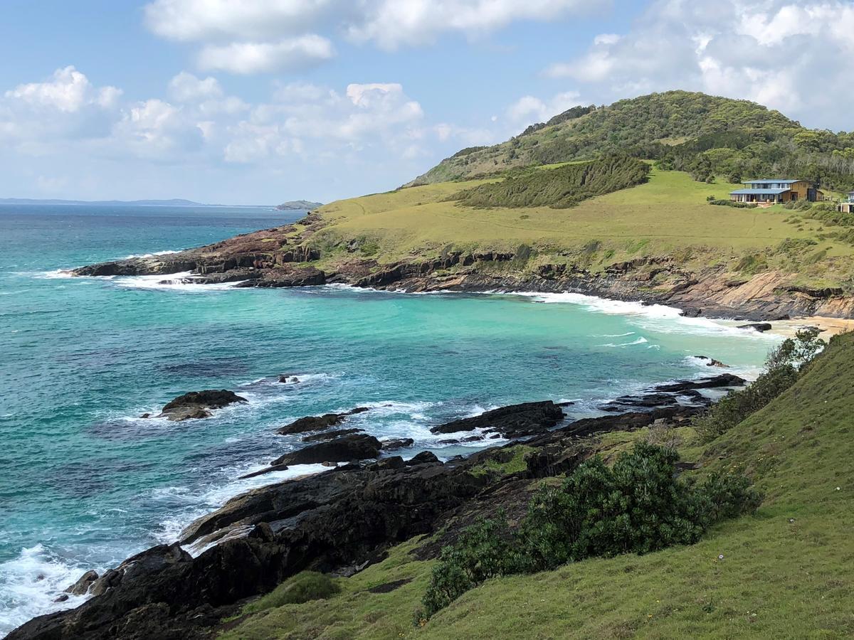 Oceanscape Luxury Beachfront Villas Scotts Head Esterno foto